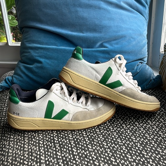 Veja sneackers V-12 white and green size W9 - Picture 2 of 8